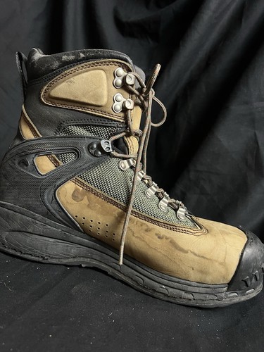 SIMMS Guide Series Mens 10 Vibram Spike Sole Fly Fishing Wading Boots 28238-00 - Picture 12 of 17