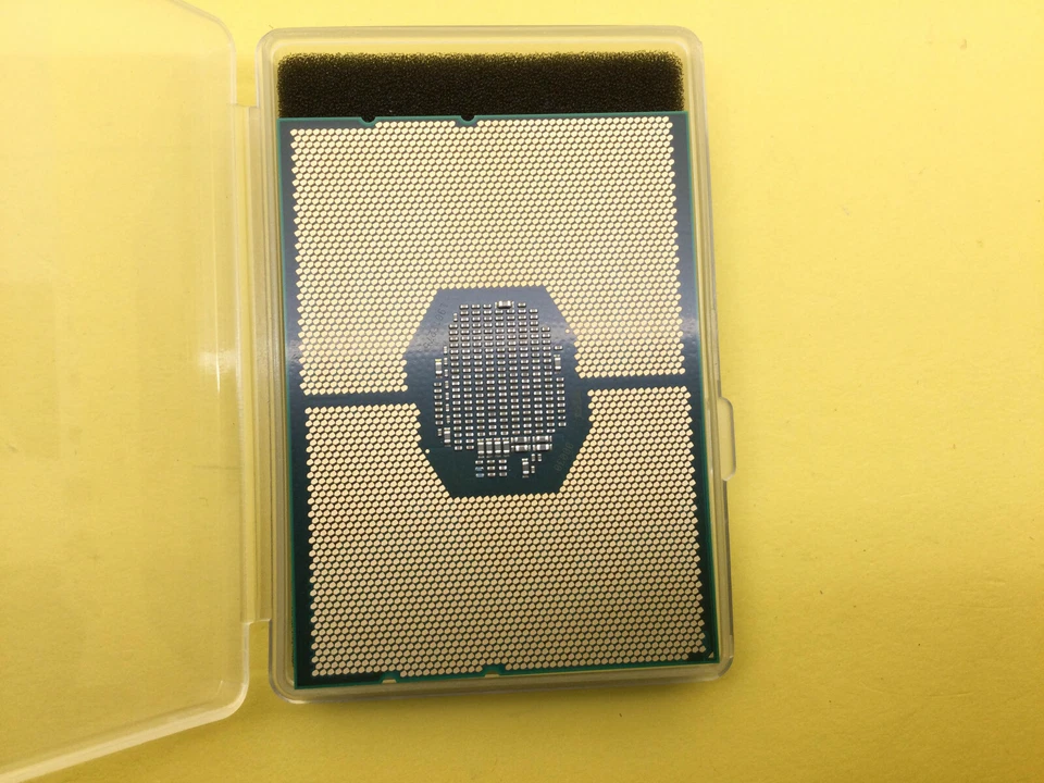 SRFBC Intel Xeon Gold 5215 10-Core 2.5GHz 13.75MB Cache FCLGA3647 85W Processor - Image 2 of 3