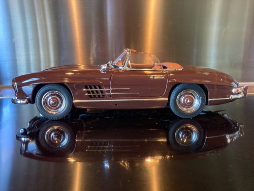 MERCEDES-BENZ 300 SL ROADSTER 1957 SCALE 1/18 MINICHAMPS - Foto 3 di 18