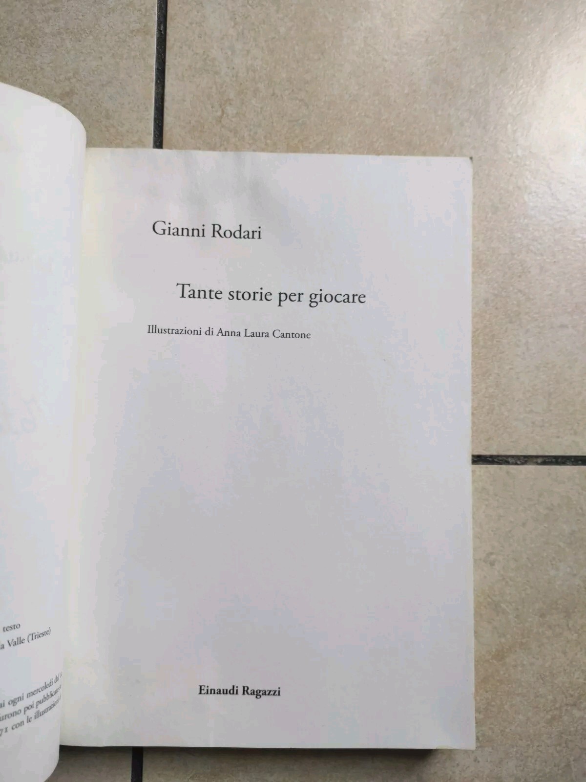 Foto 3 di 9