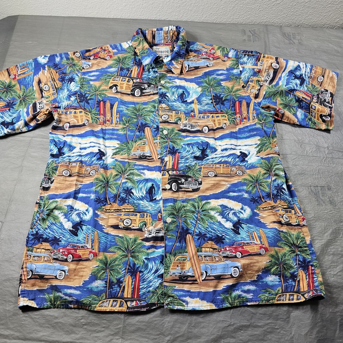 Reyn Spooner American Classics “Woody-Surf” Hawaiian Aloha Shirt