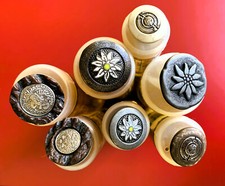 Auswahl verschiedener Trachten