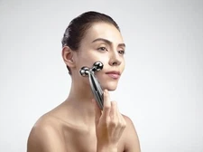 ReFa CARAT RAY FACE RF-RF2121B  Facial Equipment Microcurrent Face Roller NEW