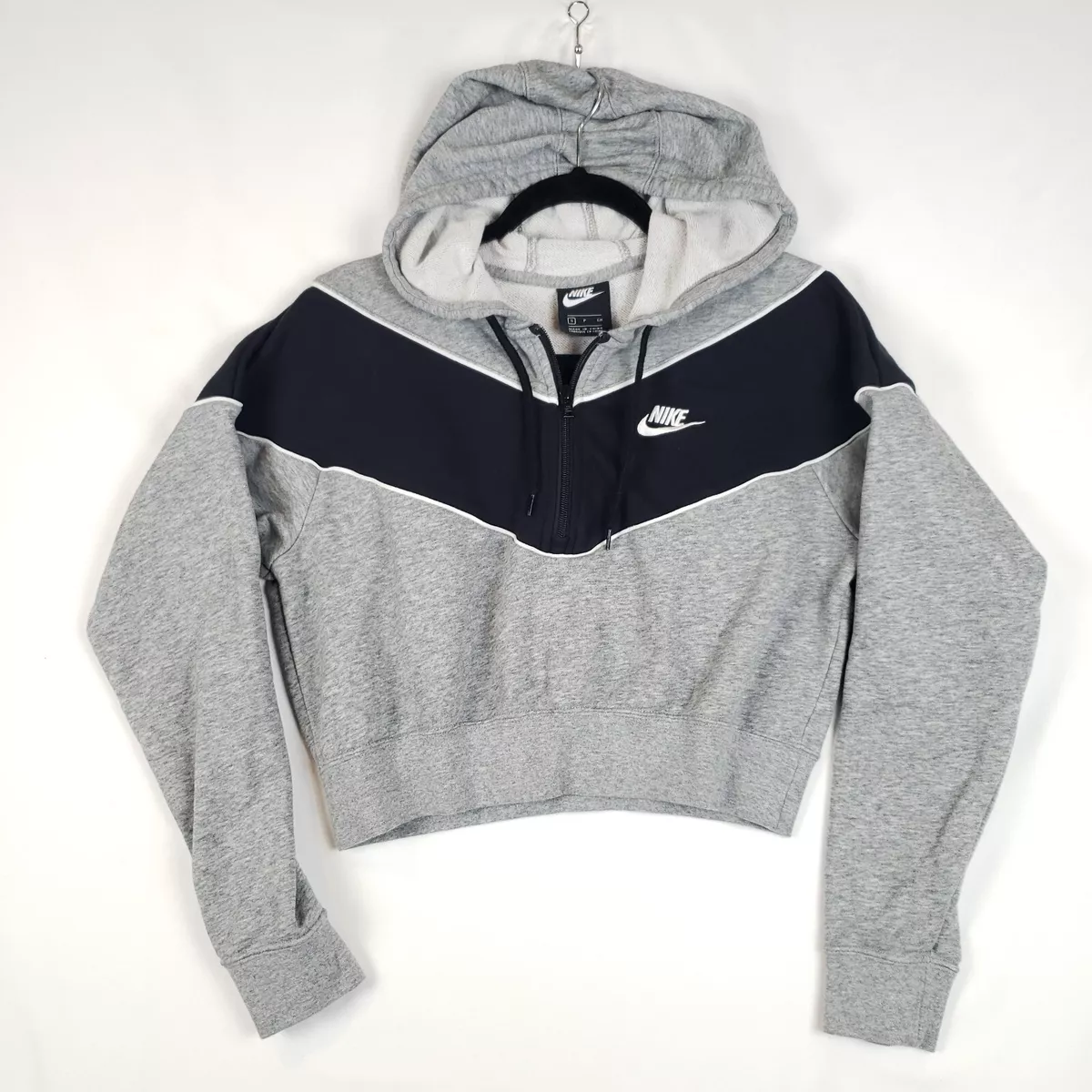Nike cropped deals hoodie grey