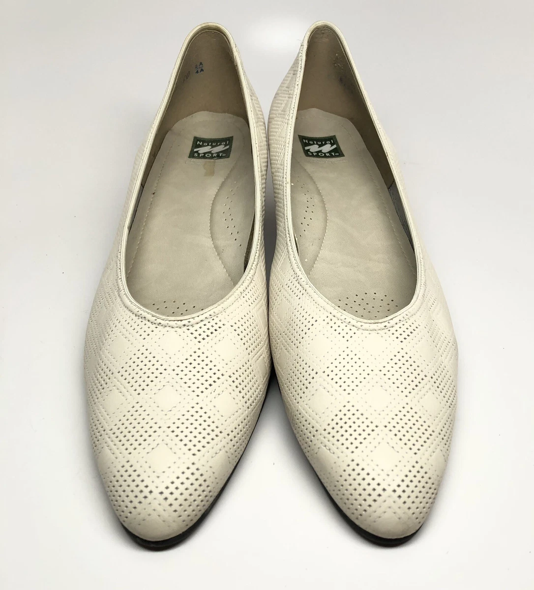 Cream dress hotsell shoes womens