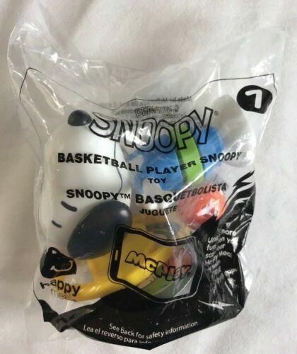 The Peanuts Snoopy Collection #7 Basketball Player 2018 McDonalds Happy Meal Toy