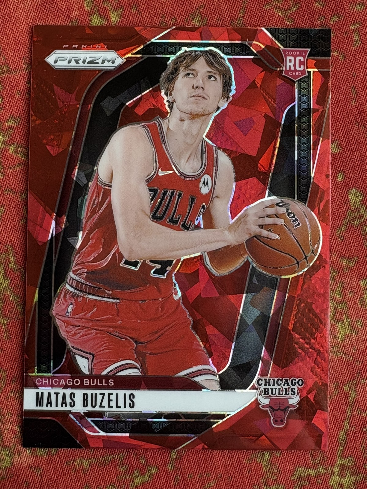 2024-25 Panini Prizm Matas Buzelis Red Ice Prizm #252 Rookie RC Chicago Bulls