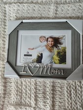 Malden Int'l Designs I Heart Mom Distressed Exp Picture Frame Grey Wood 4x6