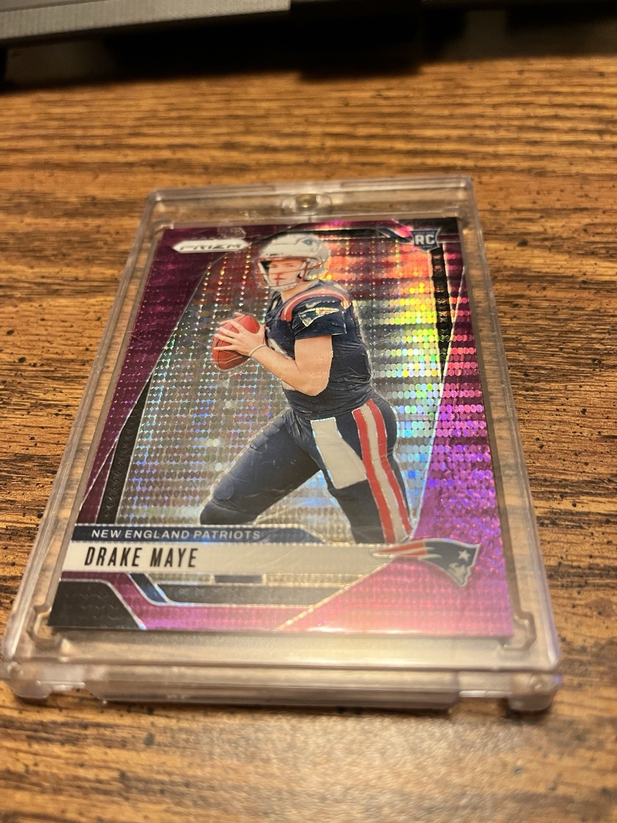 2024 Panini Prizm - Rookies Drake Maye #329 Purple Pulsar Prizm (RC)