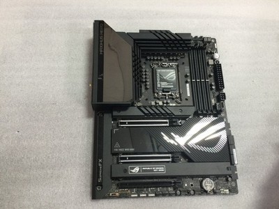 ROG MAXIMUS Z790 HERO Intel LGA 1700 ATX WiFi6E DDR5  I No Accessories