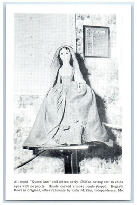 c1940 Maretta's Doll Toy Museum Queen Ann Doll China  Bergen New York Postcard