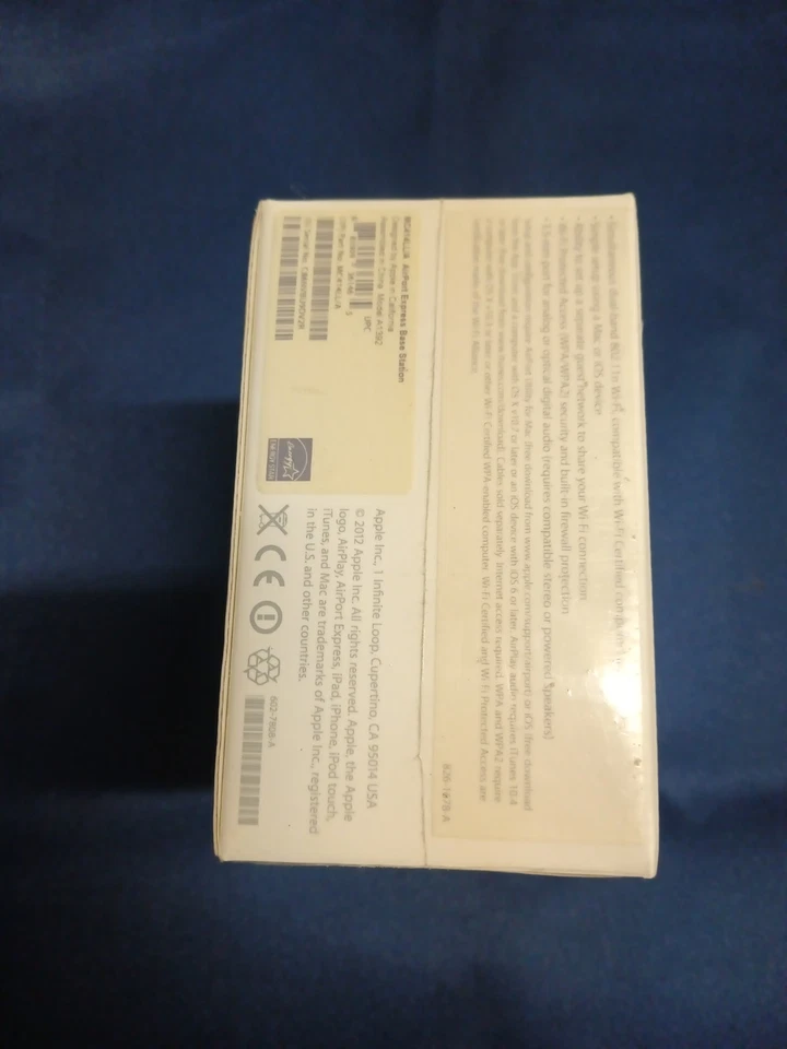 Apple AirPort Express Base Station A1392 MC414LL/A Sealed - Image 4 of 4