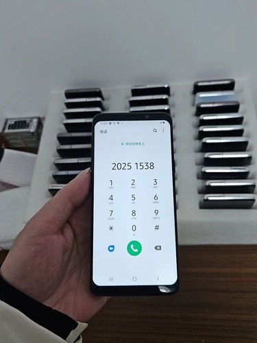 Samsung Galaxy S9 G960 64GB Unlocked - Very Good - Picture 2 of 6