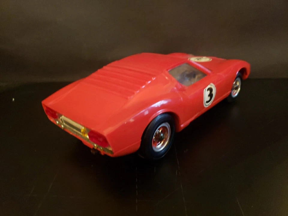 LAMBORGHINI MIURA P400 PLAYART HONG KONG BATT. OP. DETAILED PLASTIC SPORTS CAR - Image 4 of 4