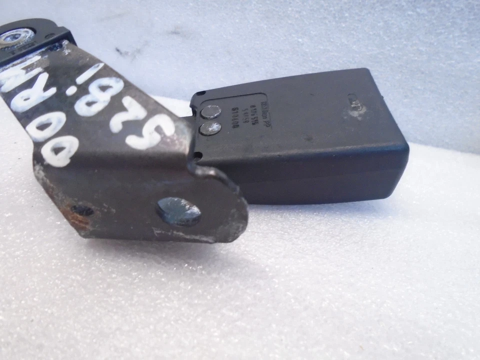 BMW 528i E36 1999-2003 hebilla de cinturón de seguridad central trasero negro OEM DK71007 Foto 4 de 4