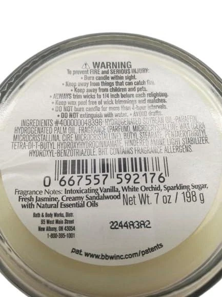 Paquete de 2 mechas individuales de azúcar vainilla caliente Bath and Body Works White Barn Foto 3 de 4