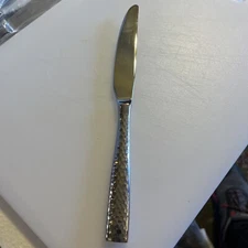 Fortessa Lucca Table Knife. Rounded Tip. 9.75”. 