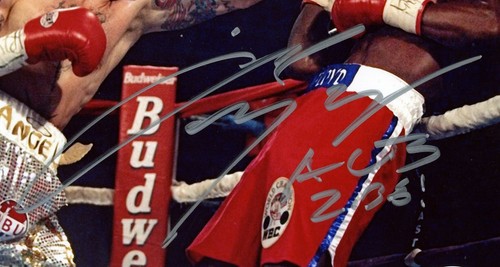 Angel Manfredy Boxing Champ Signed/Autographed 8x10 Photo JSA 153996 - Picture 2 of 3