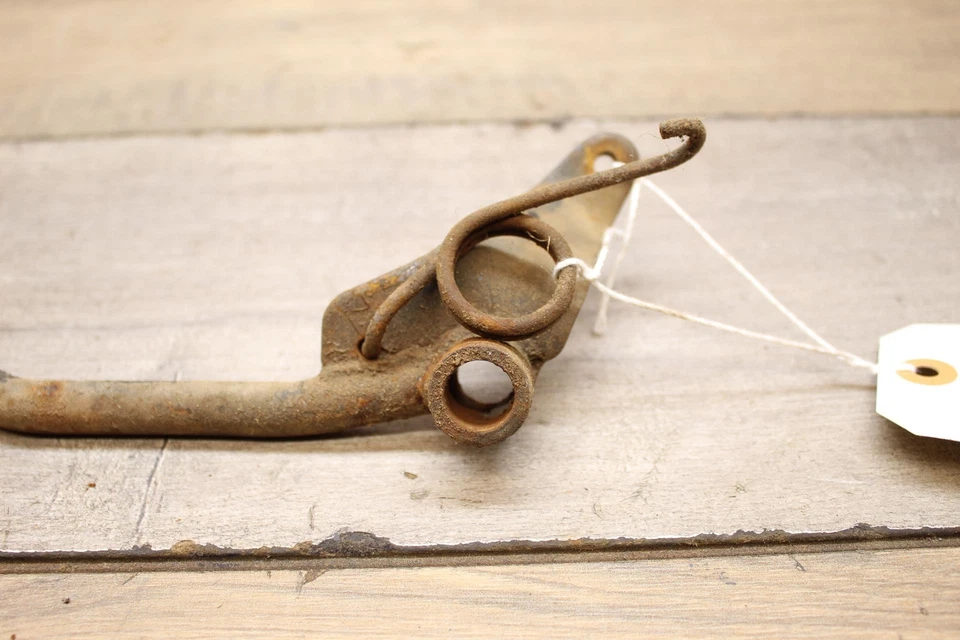 72-77 PEDAL FRENO TRASERO DERECHO SUZUKI RV90 CON RESORTE Foto 4 de 4