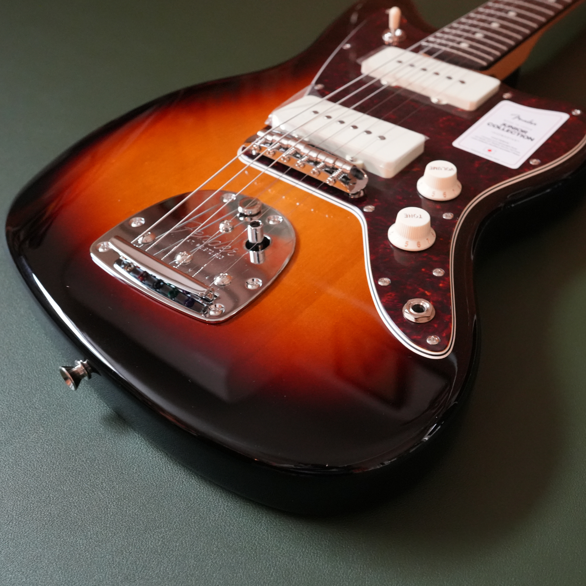 Fender Made in Japan Junior Collection Jazzmaster 3-Color Sunburst