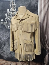 THE LEATHER SHOP, MEN'S CAMEL BROWN LEATHER 3 SNAP JACKET W/FRINGE, SIZE 36