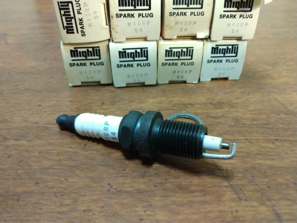 Mighty Spark Plugs M4GRP54 Lot Of 9 New In Box - Image 2 of 2