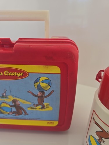 Vintage Curious George Plastic Lunchbox with Thermos - Picture 4 of 14