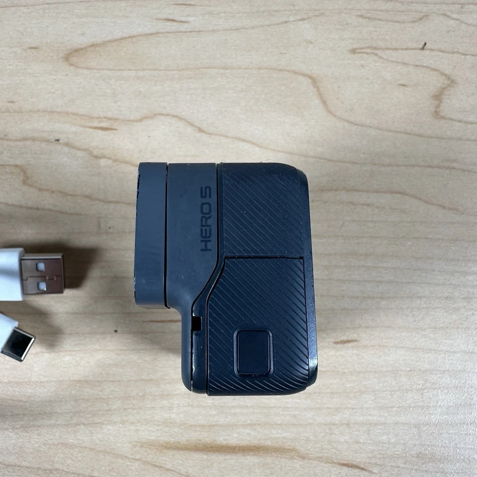 GoPro Hero 5 Black Edition Action Camera (No SD) w/ Battery & Cable Tested - Image 4 of 4