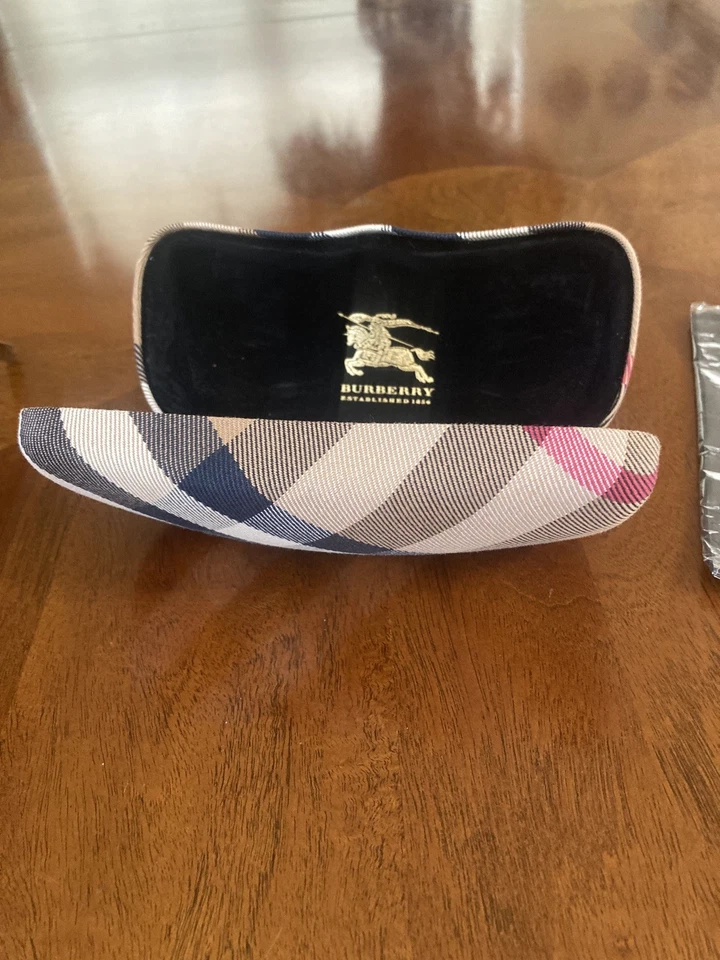 Burberry check square in birch brown sunglasses women - Image 3 of 4