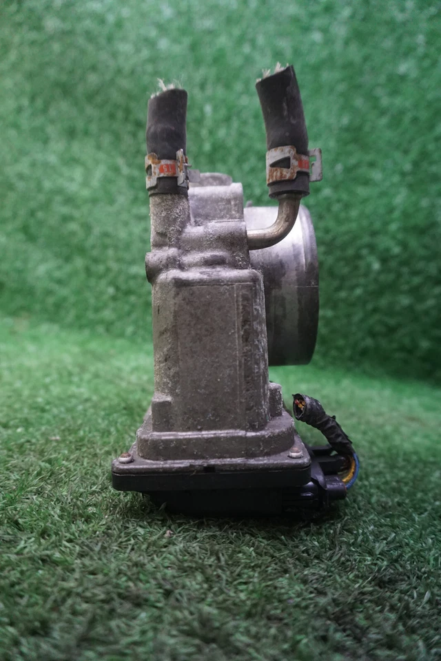 Toyota Venza 2009 3,5 L carrocería del acelerador OEM 220300P050 Foto 4 de 4