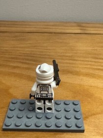 Lego ARF Trooper (sw0297) Minifigures Star Wars  7913. Perfect condition! 