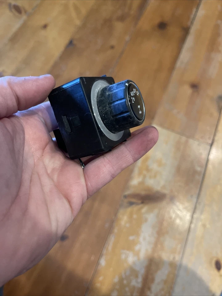 🏁 Interruptor de caja de transferencia ESV 2015-2020 Cadillac Escalade 84254253 OEM Foto 3 de 4