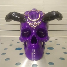 Celtic pattern Dragon Horned Skull Bong