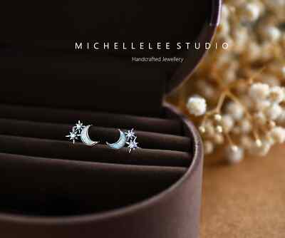 Weißer Opal Mond und Stern Ohrstecker, funkelnder Halbmond und Stern