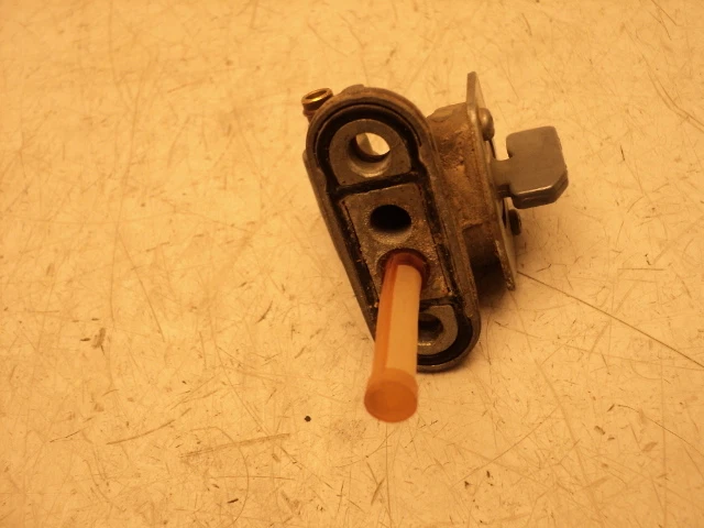 Yamaha RT100 RT 100 #5125 Gas / Fuel Tank Petcock - Image 3 of 4