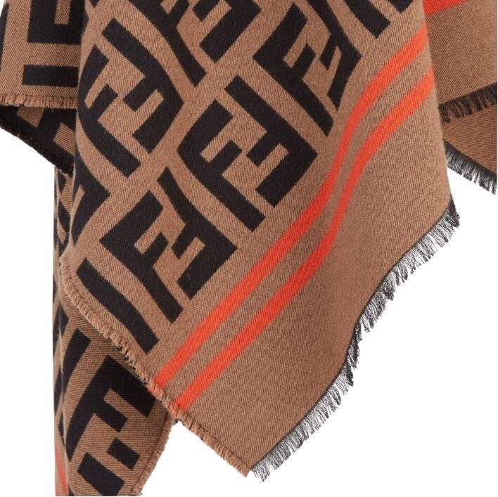 【送料&関税込】fendi Roma Poncho fendi Roma' Poncho | italist