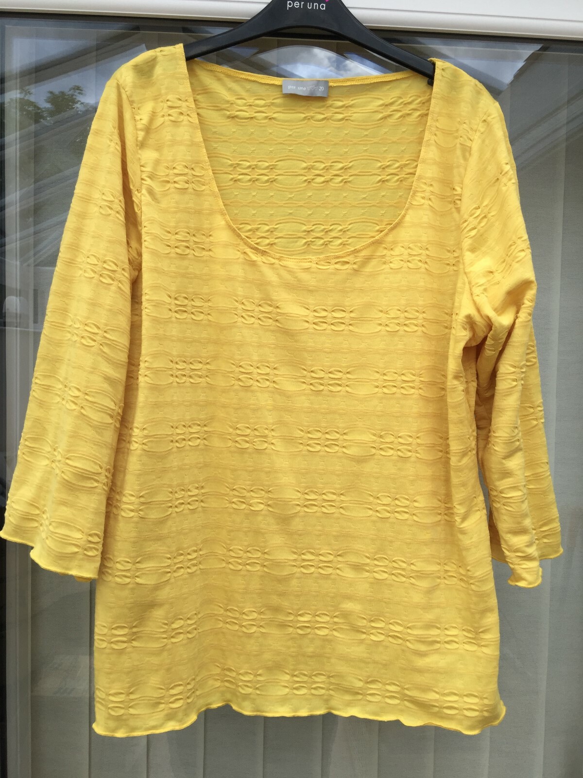 Ladies Top. M and S. Per Una Size 20 Colour Gold. 3/4 Sleeves Patterned Material image 2