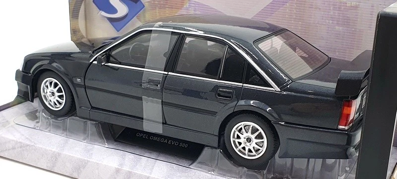 Solido escala 1/18 diecast S1809701 - Opel Omega Evo 500 1990 - gris oscuro Foto 2 de 4