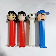 Vintage Lot Of 4 Pez Dispensers Charlie Brown Snoopy Lucy