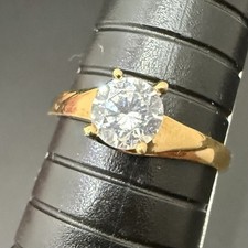 Vintage 925 Gold Over Sterling Silver Round CZ Solitaire Women  s Ring Size 8.25