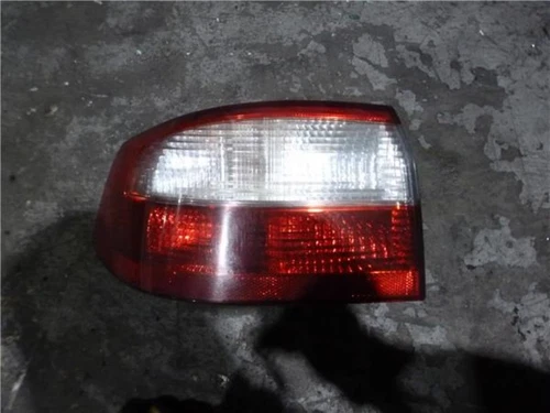 8200002473 Piloto Trasero Izquierdo para RENAULT LAGUNA II (BG0) * 2003 108038 - Foto 1 di 3