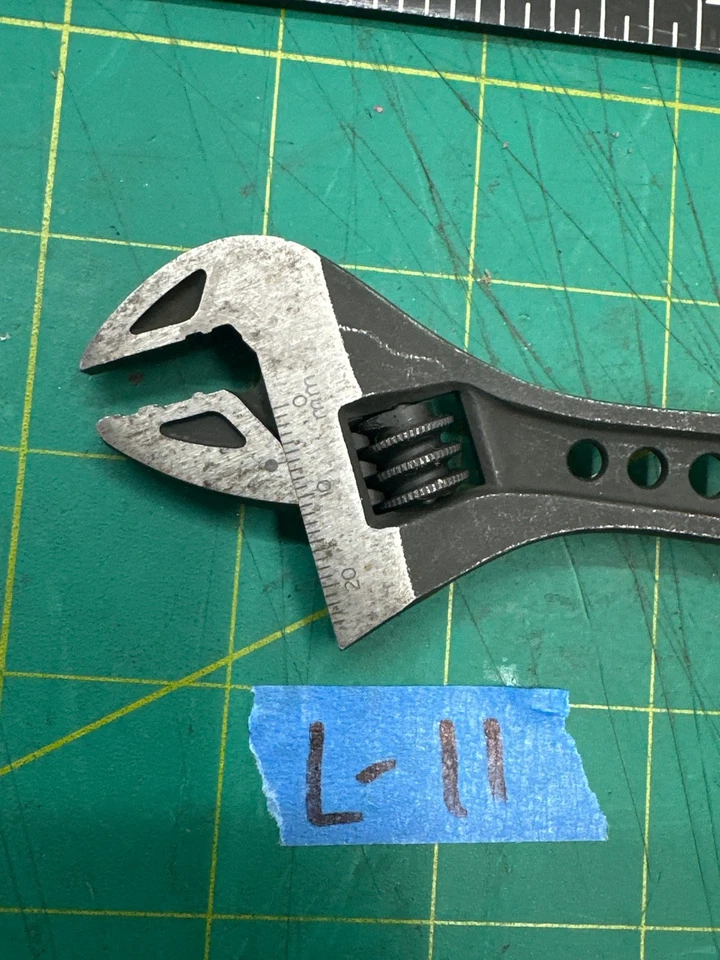 Vintage 6-Inch Hans Tools 150mm Adjustable Spanner Wrench Green Soft Grip Handle - Image 4 of 4