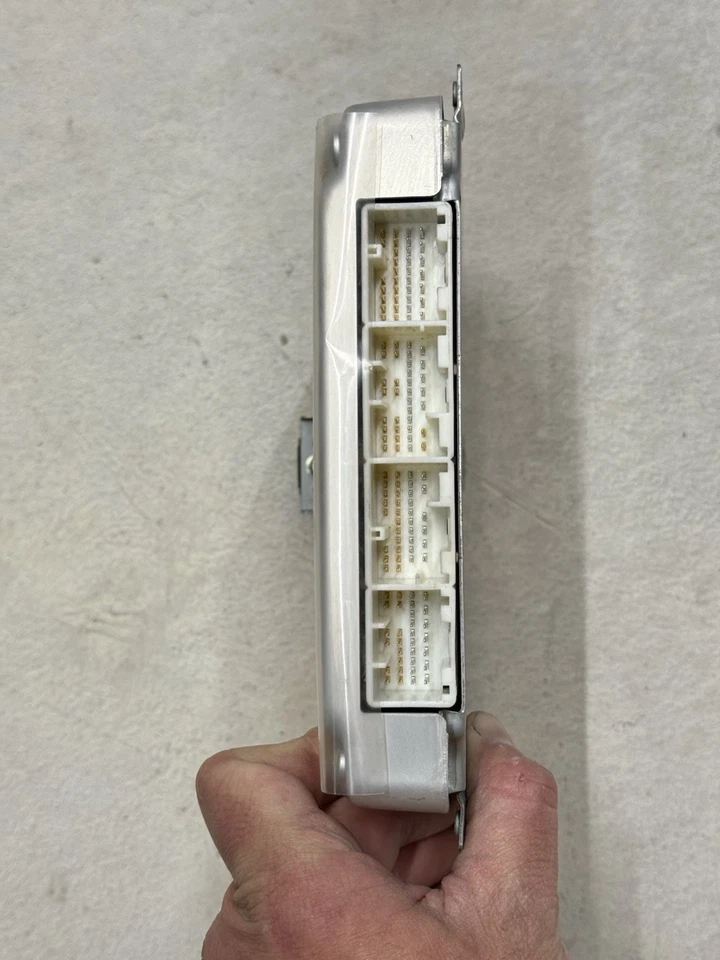 Компьютерный модуль двигателя 2005 2006 2007 Toyota Corolla ECM ECU PCM 89661-02K21 - Изображение 3 из 4