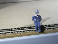 317T Vintage Giocattolo Antico Plastica Pompieri Inglese Seduto Divisa Grigio H