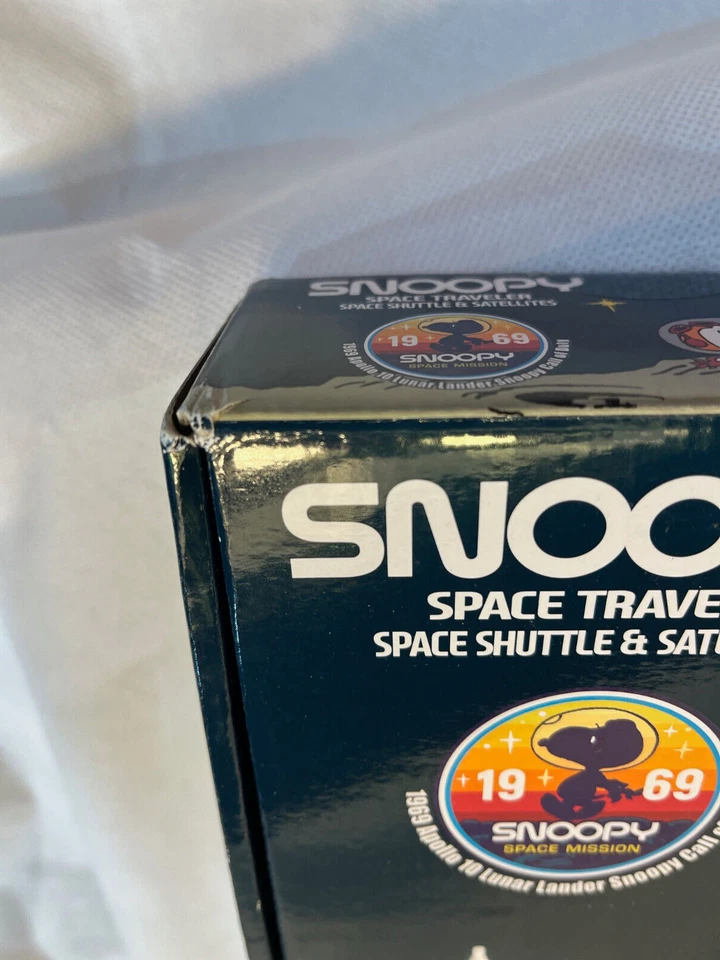 1969 Snoopy Space Shuttle & Satellite Block 284 PCS Peanuts Apollo Launch Team - Image 2 of 4