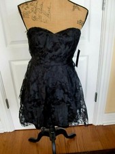 NWT~$79.00~LULUS~BLACK~LACE FLORAL STRAPLES~FIT&FLARE~LINED~MINI DRESS SIZE XS~
