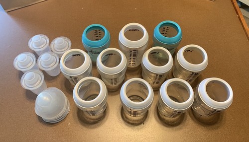 Lot of 11 Tommee Tippee Baby Bottles (10)9 Oz & (1)11 Oz W/ 5 Caps & Cups - Picture 2 of 4
