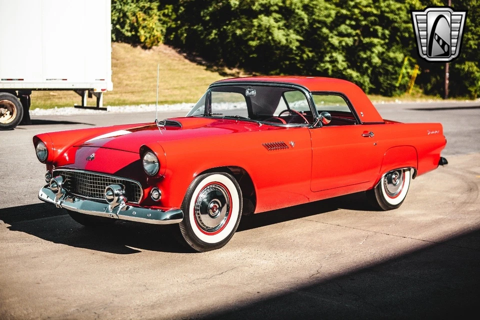 Ford Thunderbird 1955  Foto 4 de 4