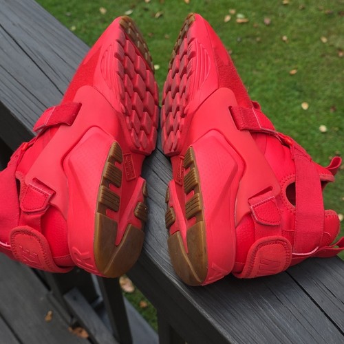 Nike Air Huarache City Speed Red Women's Size 10.5 - Picture 7 of 11