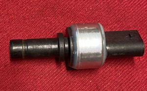 NAVISTAR AIR BRAKE Pressure Switch- SENSOR 4192764C-3323B OFF 2025 INT LT625